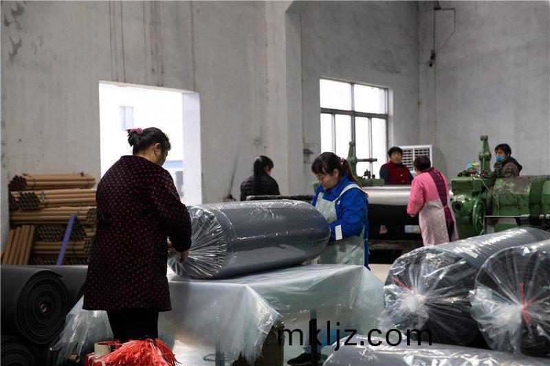 加(jia)工現(xian)場(chang)